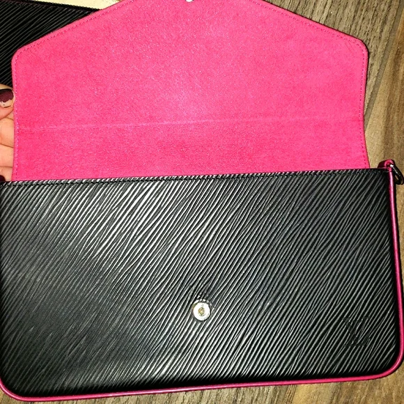 ❌SOLD❌ Authentic Louis Vuitton Felicie Pochette Epi Black Pink Inserts - Picture 6 of 8